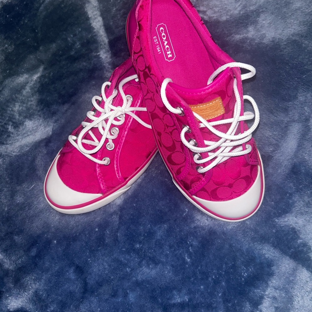 Coach Woman’s Fuchsia Lace-Up Sneakers